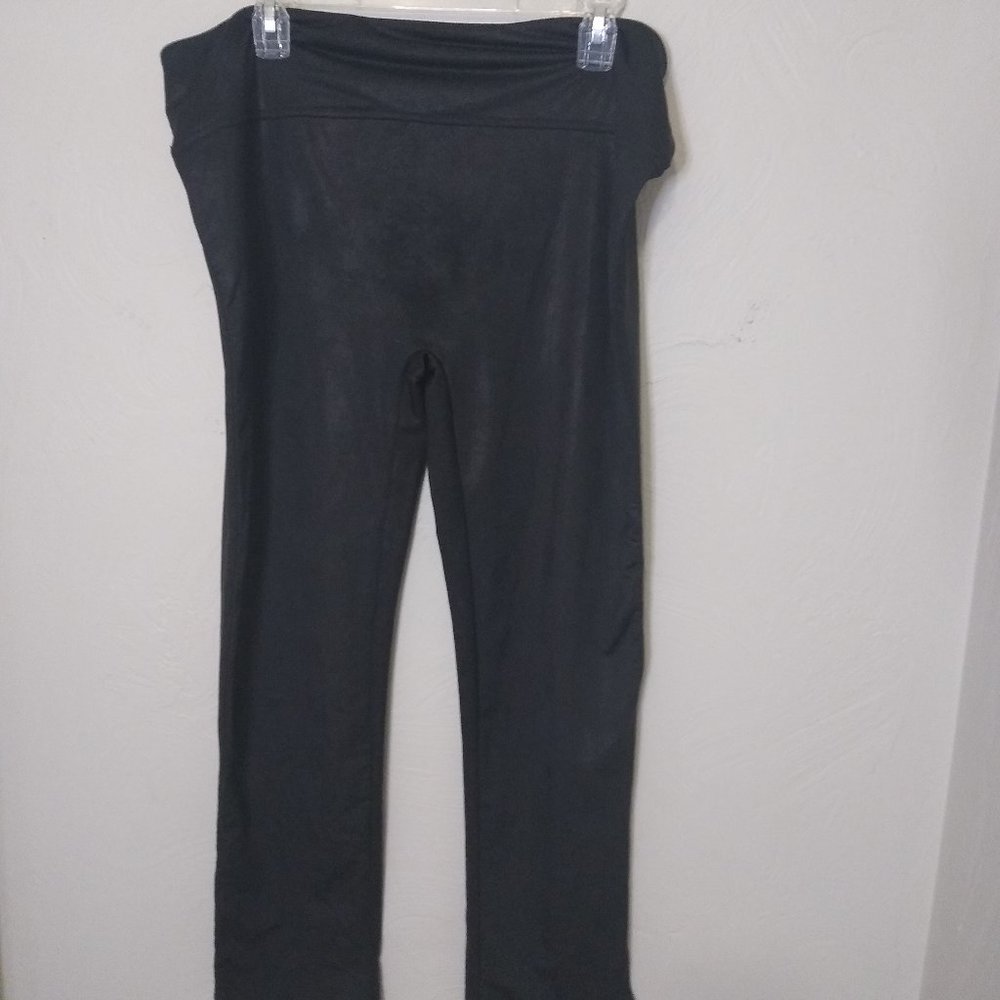 Hesperus black shimmering pattern black leggings